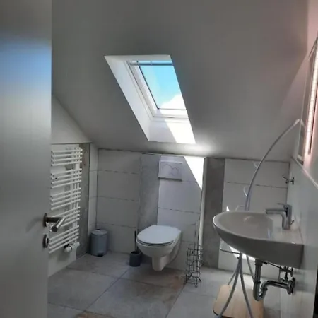 Апартаменты Geishoehe Landgasthof Rose Dammbach